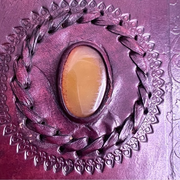 Handmade Leather Journal - Picture 9 of 16